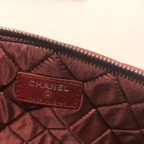Authentic CHANEL Cherry Color Caviar Large Clutch | Cosmetic Bag - Picture 6 of 11